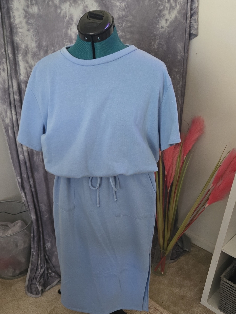 Two-piece Light Blue Short Sleeve Drawstring Skirt Set